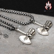 画像5: Antique Jewelry ムジョルニア ペンダント ストームハンマー チタン鋼 ネックレス ヒップホップ 個性 レトロ ロングネックレス アクセサリー (5)