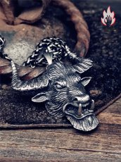 画像3: Antique Jewelry ダーク ファングブルスカルネックレス パンク チタンスチール パワフルな牛魔王 ヴィンテージペンダント 男性用セーターチェーン (3)