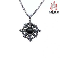 画像1: Antique Jewelry ブラックパール 船舵 ネックレスレ レトロ 個性 黒瑪瑙ペンダント チタン鋼 パンク メンズ セーターネックレスレ アクセサリー (1)