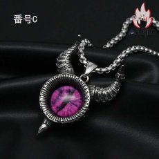 画像4: Antique Jewelry 悪魔の目 ネックレス 男性 ファッション チタン鋼 レトロ ヒップホップ ペンダント オリジナル アクセサリー (4)