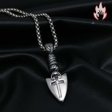 画像3: Antique Jewelry 欧米 聖銃 聖槍 運命の槍 Spear of Destiny ネックレ スチタン鋼 十字架 レトロ パンク メンズ レディース ヒップホップ ペンダント アクセサリー (3)