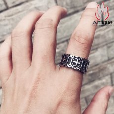 画像10: Antique Jewelry 高級感のあるレトロな十字架リング 男性用の個性的な指輪アクセサリーで、チタンスチール製で長持ち (10)