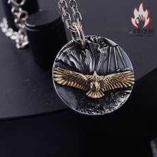 画像7: Antique Jewelry S999シルバー ビンテージ メンズイーグルペンダント ナバルイーグルの羽ばたきモチーフ 個性的なユニセックスネックレス (7)