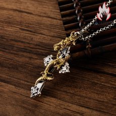 画像3: Antique Jewelry ビンテージ＆ミステリアス！欧米風ドラゴンクロスペンダントと龍のプレートペンダント！S925銀製のゴージャスなドラゴンシルバーアクセサリー (3)