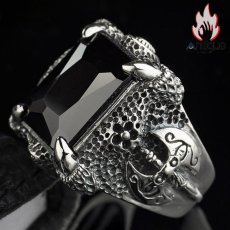 画像7: Antique Jewelry 伝統的なデザインがカッコいい！シルバー製のドラゴンクロー&バトルアックス、グレナデンストーンが施されたヴィンテージな男性用食指リング！S925銀製、おしゃれなシルバーアクセサリー (7)