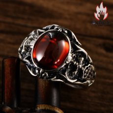 画像2: Antique Jewelry シルバーアクセサリー 925、レトロでファッショナブルなメンズリング、聖なる盾と槍ガーネットリング、矛と盾の指輪、食指用指環 (2)