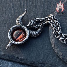 画像11: Antique Jewelry ビンテージなルシファー悪魔の目ペンダント メンズの個性的なチタンスチール製ネックレス、すべてのスタイルに合う毛糸のチェーン (11)