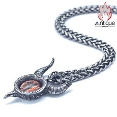 画像7: Antique Jewelry ビンテージなルシファー悪魔の目ペンダント メンズの個性的なチタンスチール製ネックレス、すべてのスタイルに合う毛糸のチェーン (7)