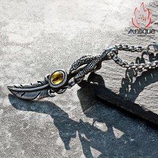 画像8: Antique Jewelry ゴッドアイホーククロウフェザーペンダントチェーン メンズ レトロ スタイリッシュ パンクスタイル チタンスチール製ネックレス (8)