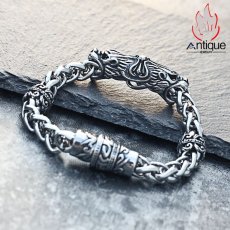 画像2: Antique Jewelry レトロなレオパードクロスチタンスチールブレスレット メンズ ユニークで文学的なクリエイティブアクセサリー (2)