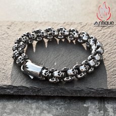 画像3: Antique Jewelry レトロなパンクスカルブレスレット 欧米風ユニークなチタンスチールアクセサリー、カジュアルでオリジナルなクリエイティブブレスレット (3)