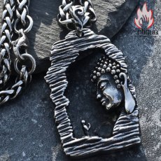 画像2: Antique Jewelry 仏 问心ペンダントネックレス 男性用 パーソナル 仏魔チタンステンレススチールペンダント アンティーク レトロ感 (2)