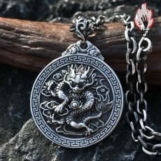 画像2: Antique Jewelry レトロなドラゴンペンダント メンズ パーソナルなチタンスチールネックレスで、個性を表現するアクセサリー (2)