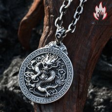 画像3: Antique Jewelry レトロなドラゴンペンダント メンズ パーソナルなチタンスチールネックレスで、個性を表現するアクセサリー (3)