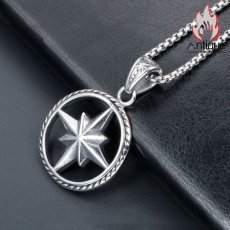 画像2: Antique Jewelry メンズチタン鋼八角星ペンダントが付いたレトロな八芒星ペンダントネックレス、空洞のデザインで贈り物に最適 (2)